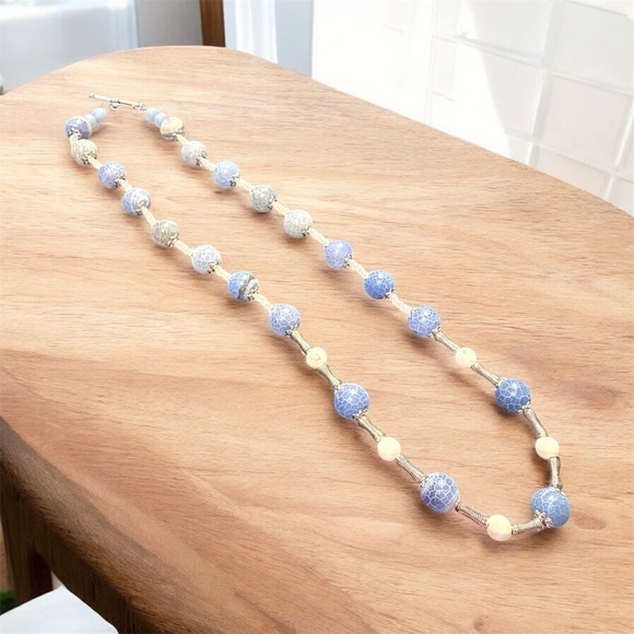 Handcrafted Blue Crackle Agate and White Beaded Necklace - Picture 5 of 7